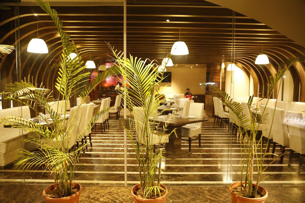 Hotel Orange Агра Екстер'єр фото