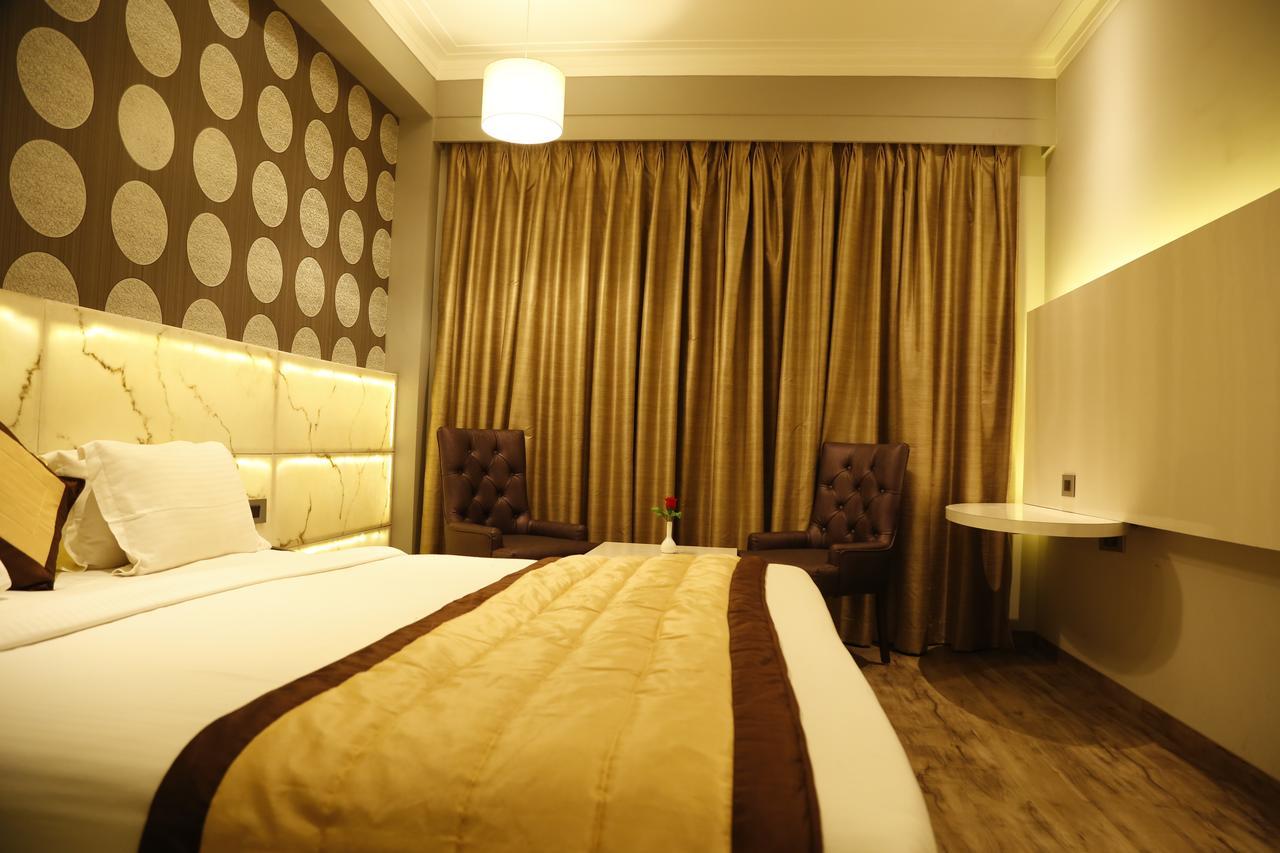Hotel Orange Агра Екстер'єр фото